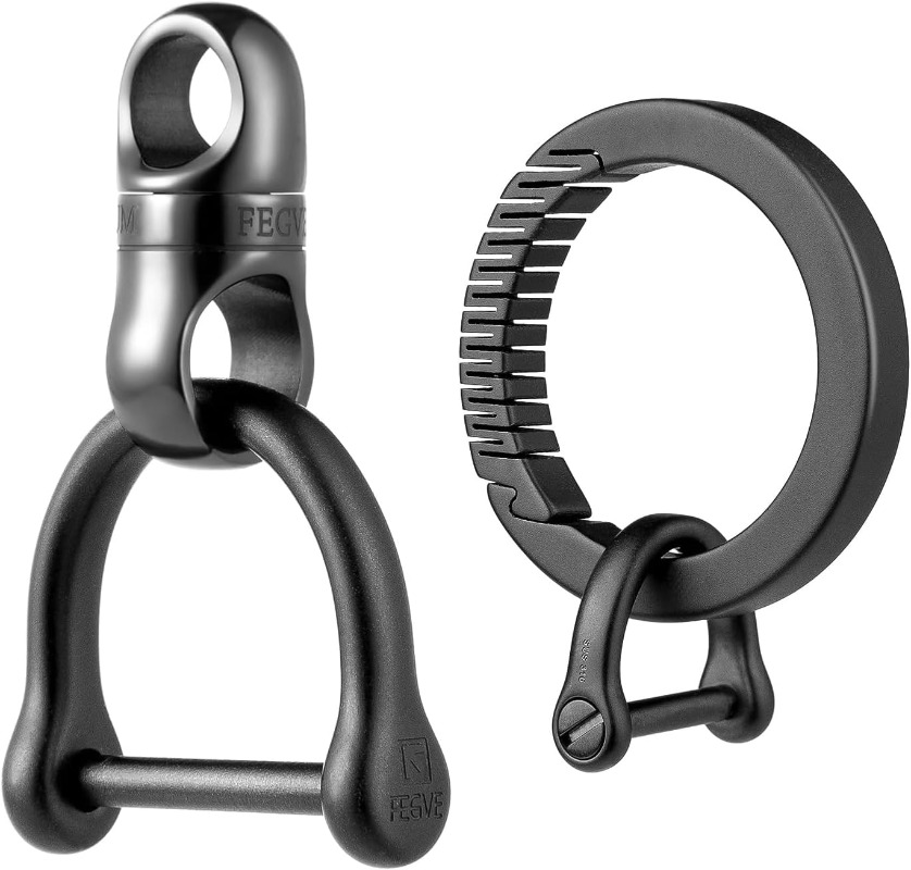 Edc Carry Clip - 丸型カラビナクリップ付きチタン製キーリング。丈夫なEDCキーホルダーで、アウトドアや日常使いに最適な携帯用ミニキーチェーン。男性へのギフトにも。